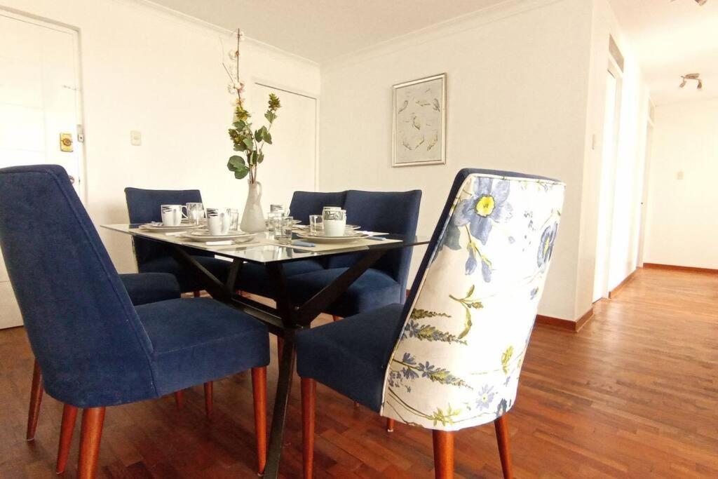 Centric Apartments In Miraflores • Key Locations • リマ エクステリア 写真