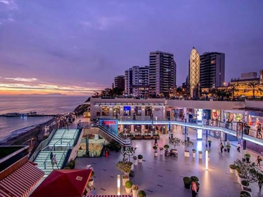 Centric Apartments In Miraflores • Key Locations • リマ エクステリア 写真